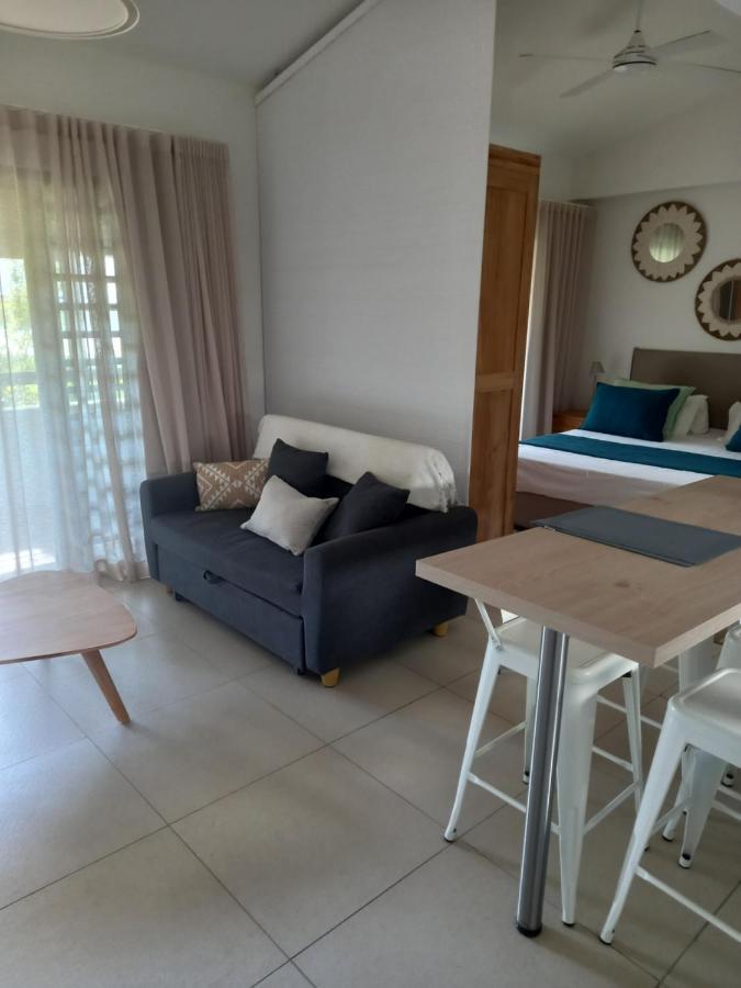 Studio 2 The Waterclub ริวิแยร์นัวร์ ภายนอก รูปภาพ