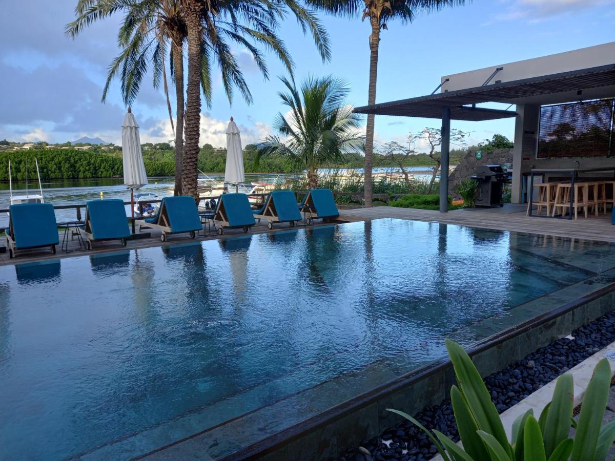 Studio 2 The Waterclub ริวิแยร์นัวร์ ภายนอก รูปภาพ